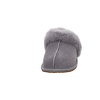 Ugg 1106872-LGH W SCUFFETTE II in grau