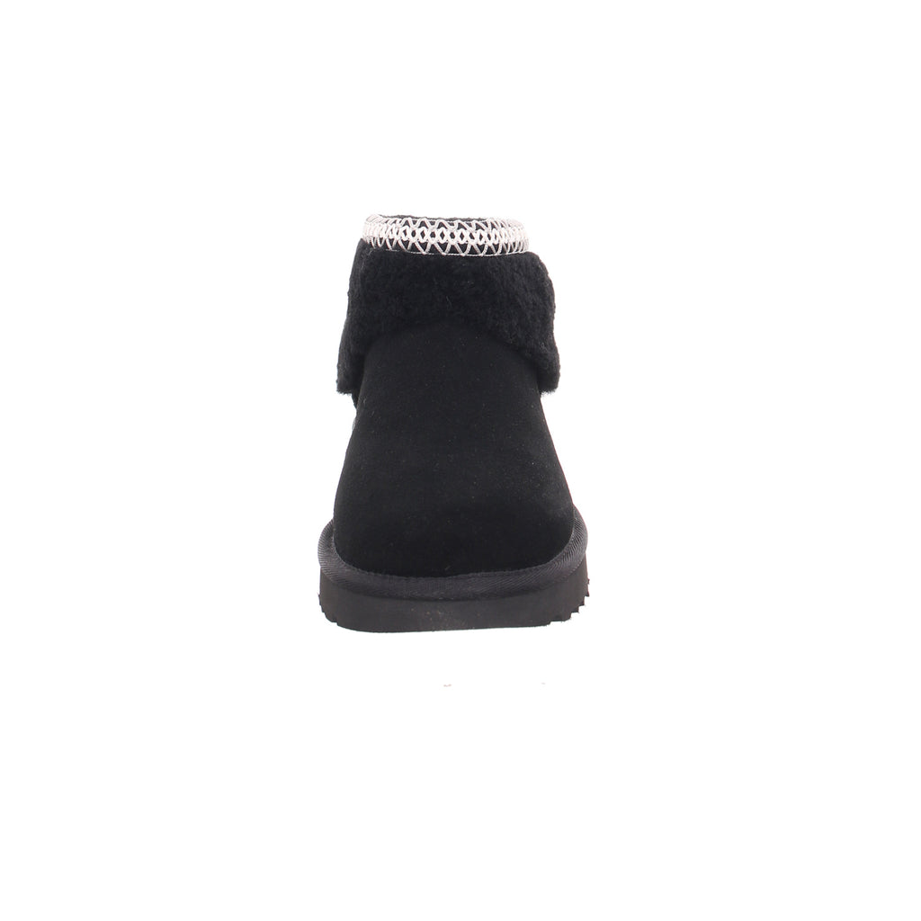 Ugg |