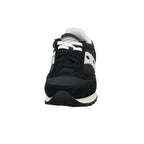 Saucony |