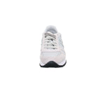 Saucony |