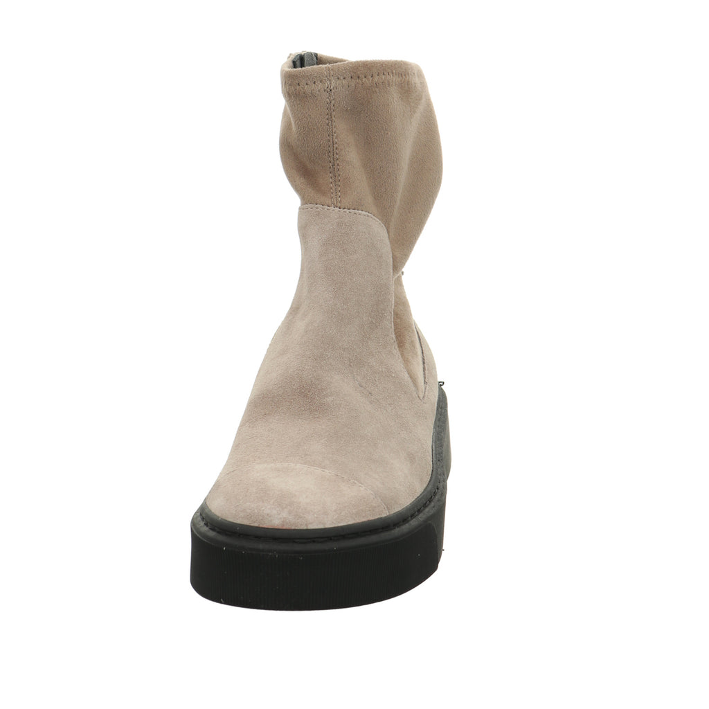 Donna Carolina | 48168007