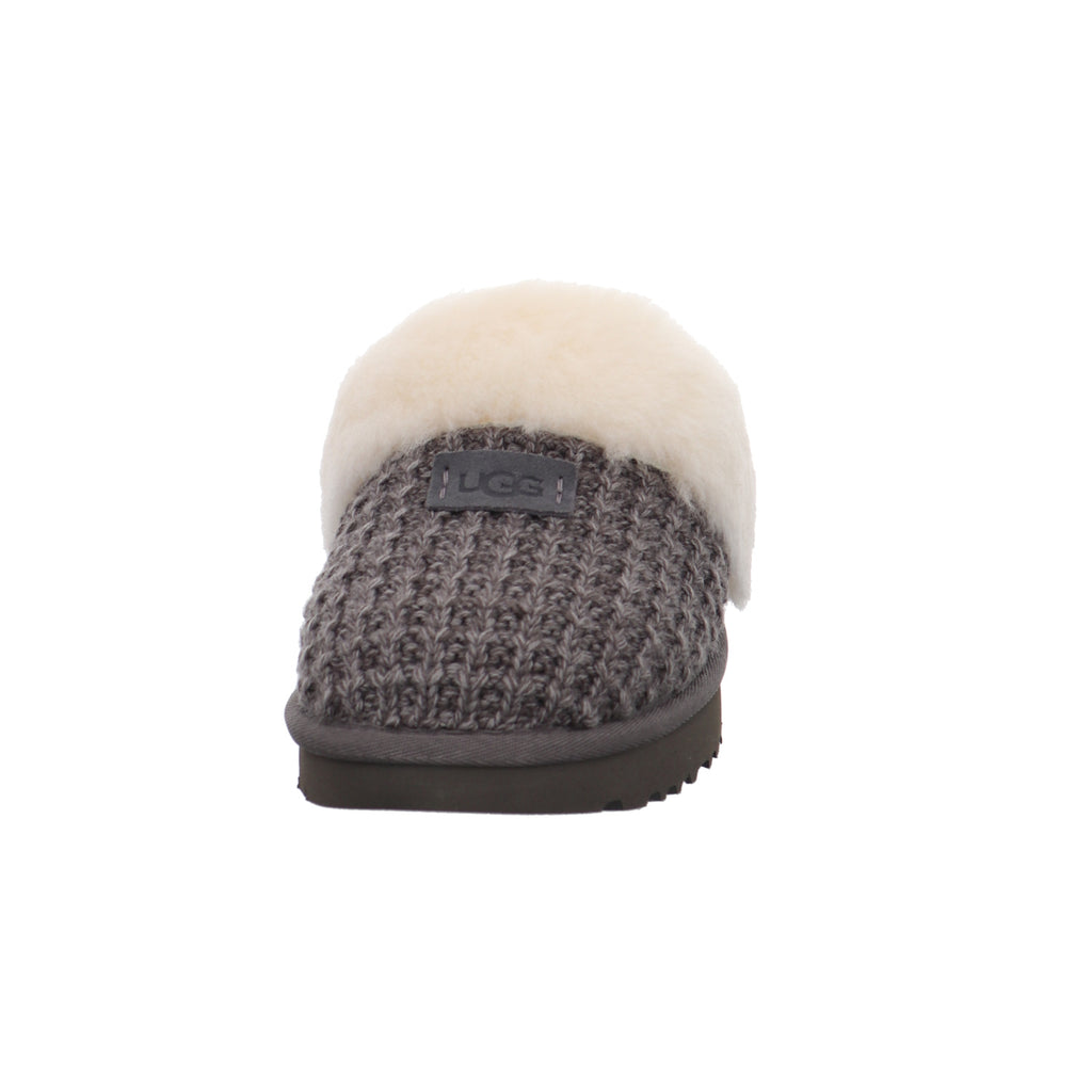 Ugg |