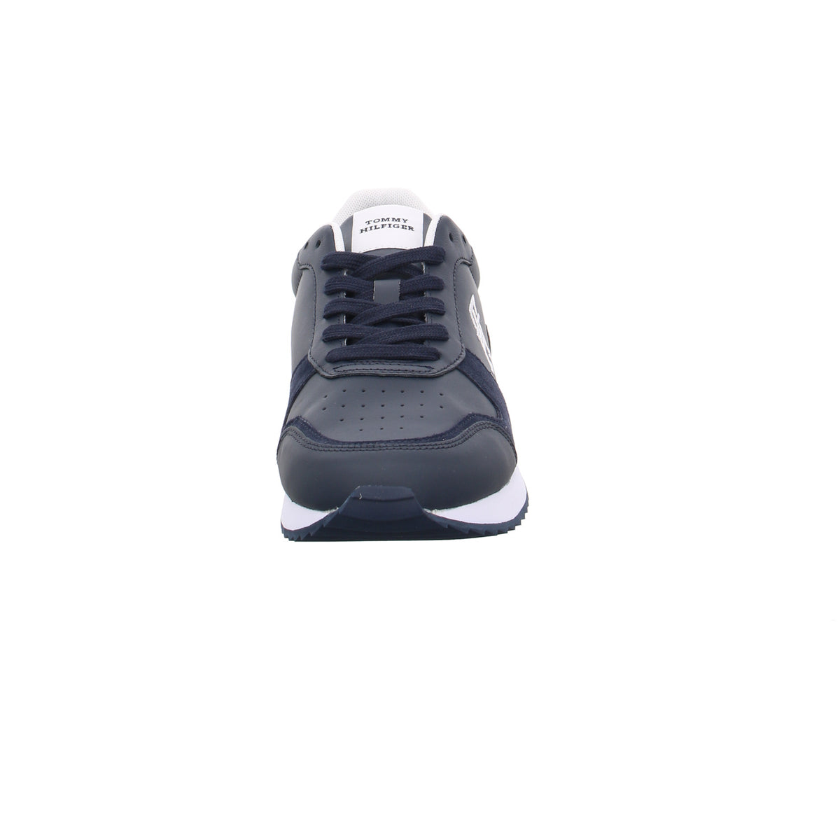 Tommy Hilfiger |
