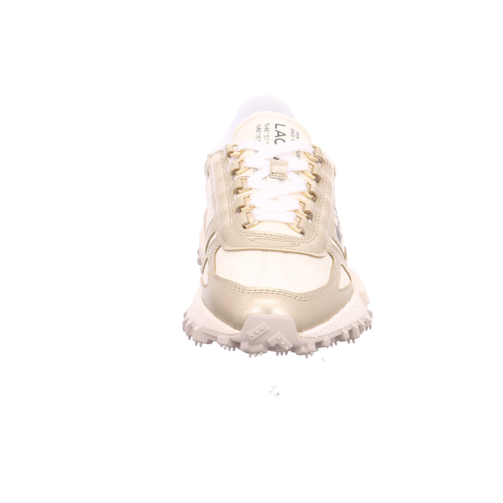 Lacoste |
