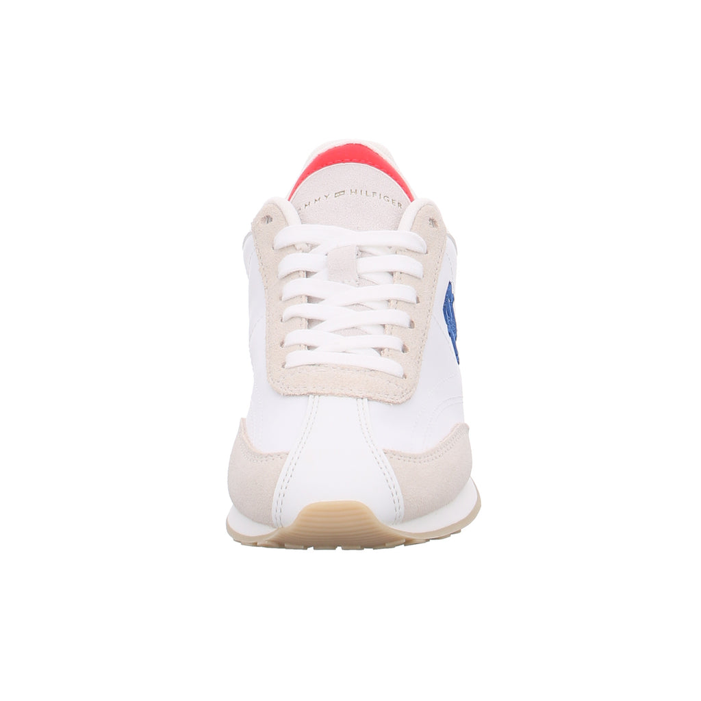 Tommy Hilfiger |