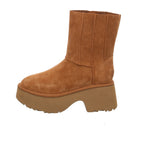 Ugg |