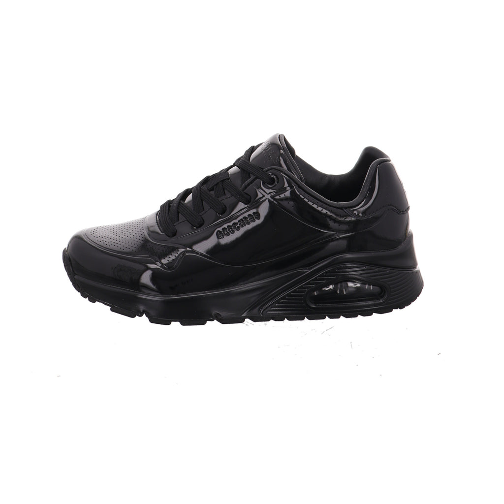 Skechers |