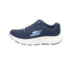 Skechers |