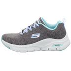 Skechers |