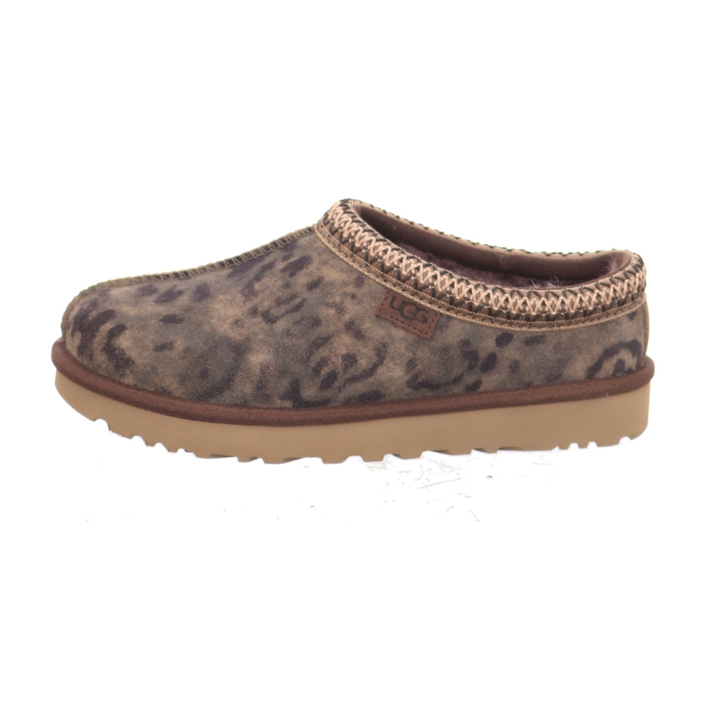 Ugg |