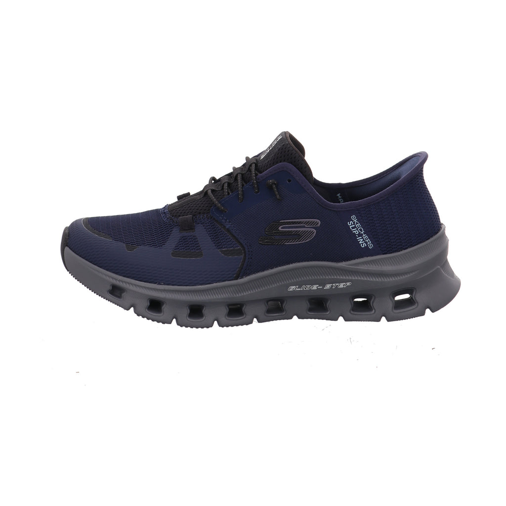 Skechers |