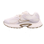 Nike |