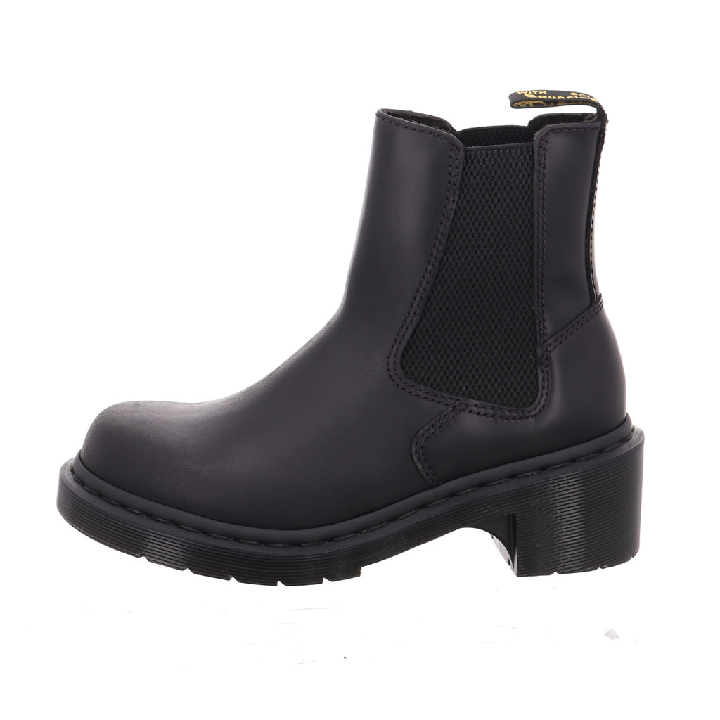 Dr. Martens |