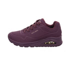 Skechers |