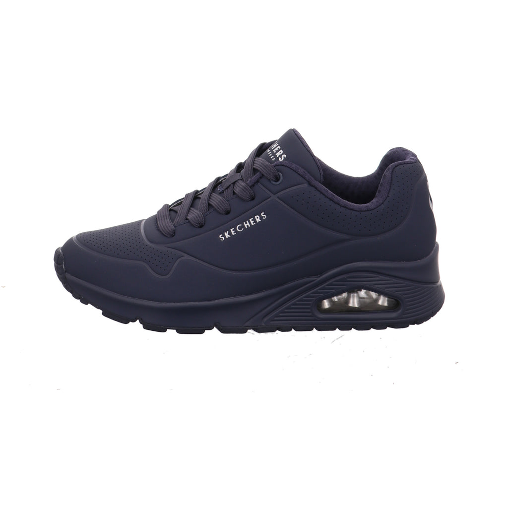 Skechers |