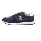 Tommy Hilfiger |