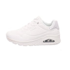 Skechers |