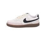 Nike |