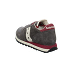 Saucony |