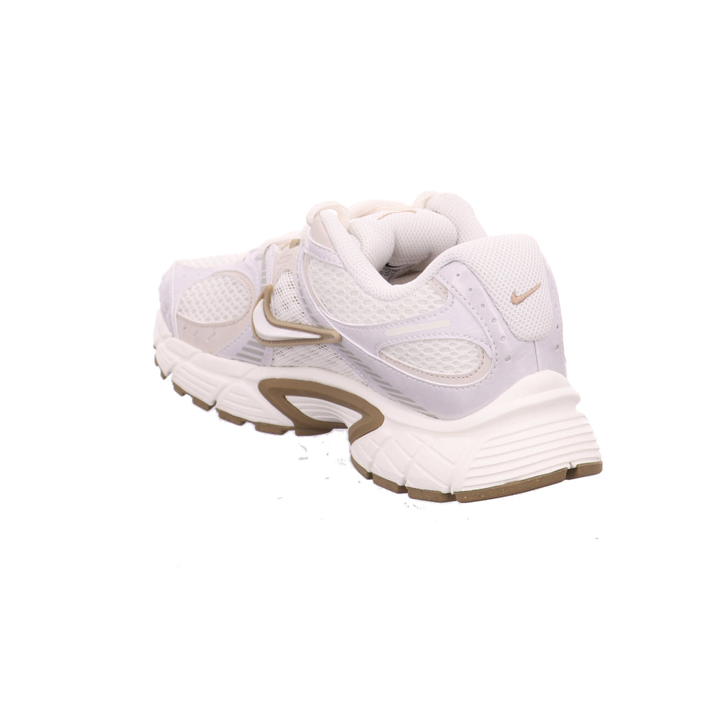 Nike |
