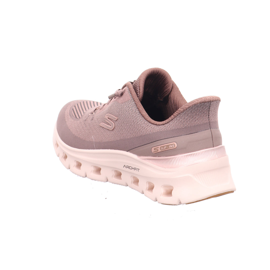 Skechers |