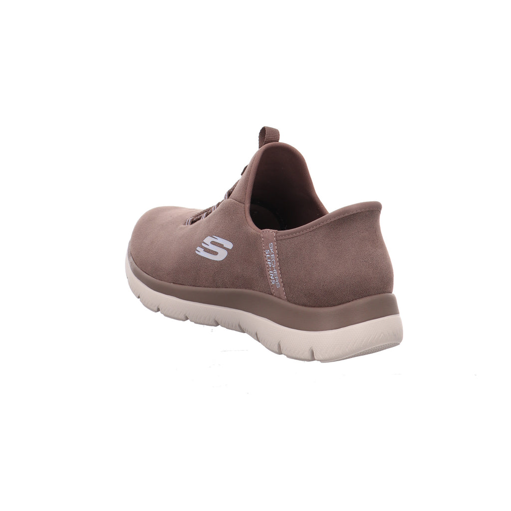 Skechers |