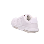 Tommy Hilfiger |