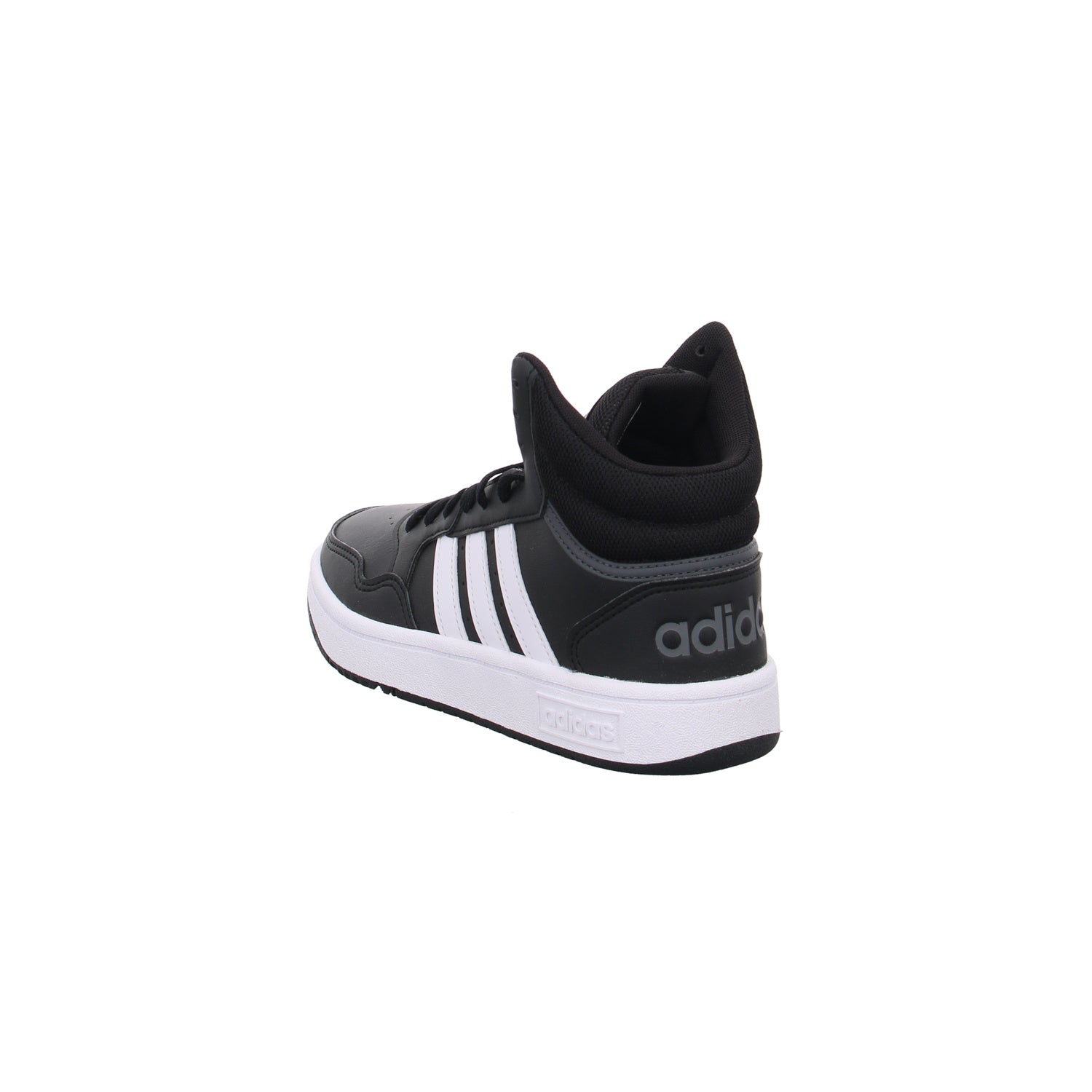 Adidas |