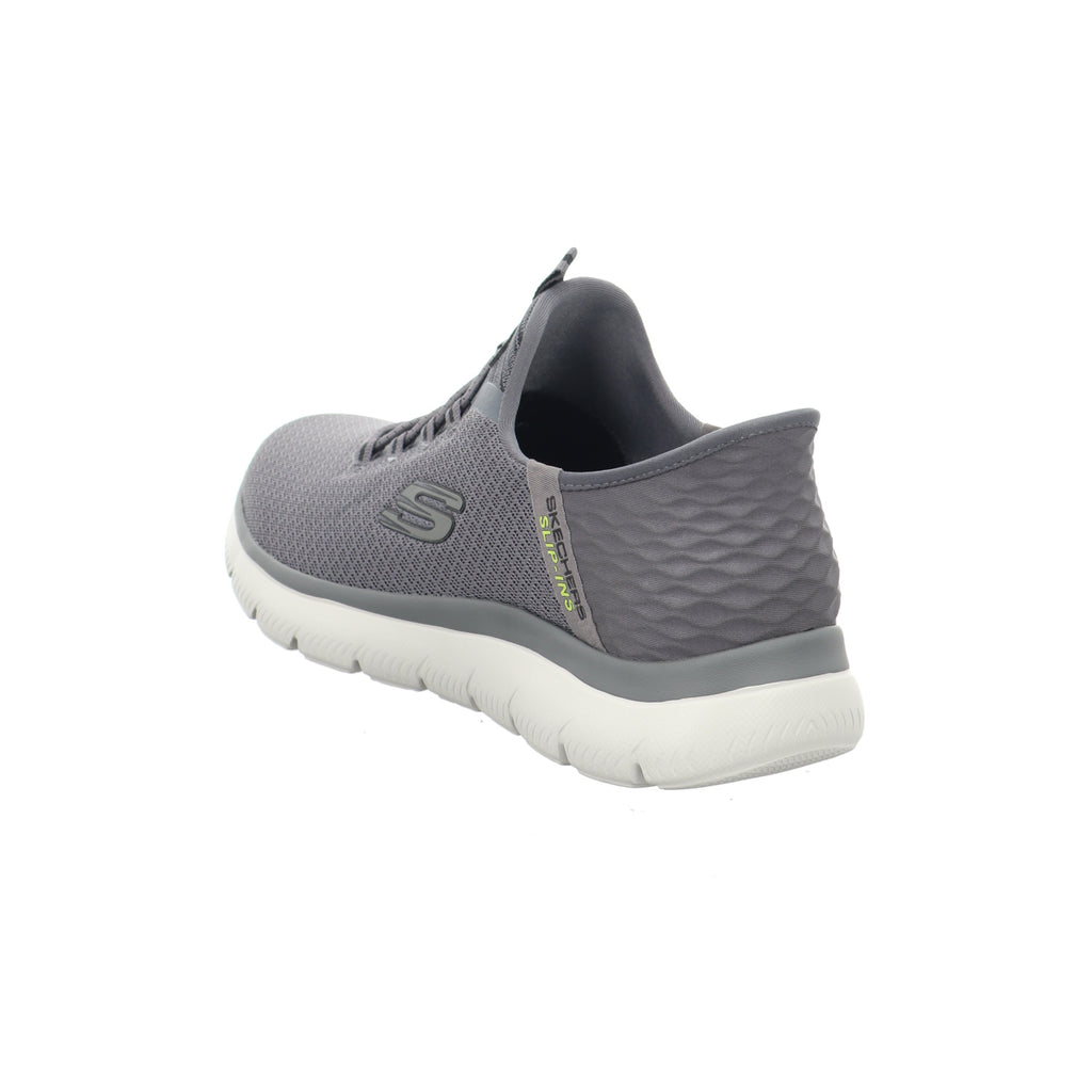 Skechers |