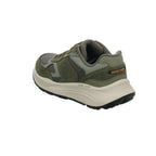 Skechers |
