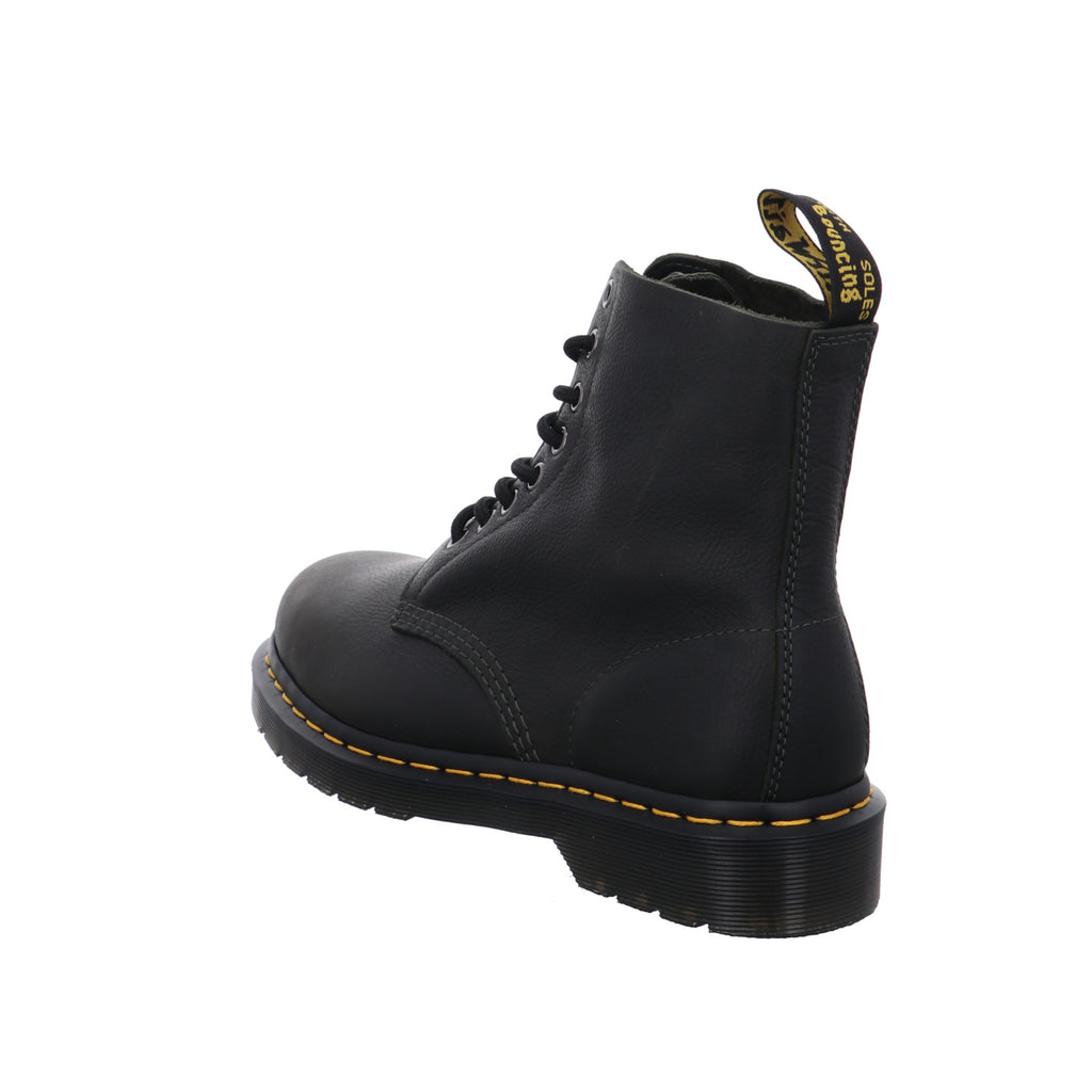 Dr. Martens |