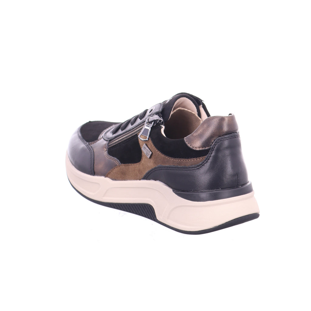 Remonte |