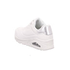 Skechers |