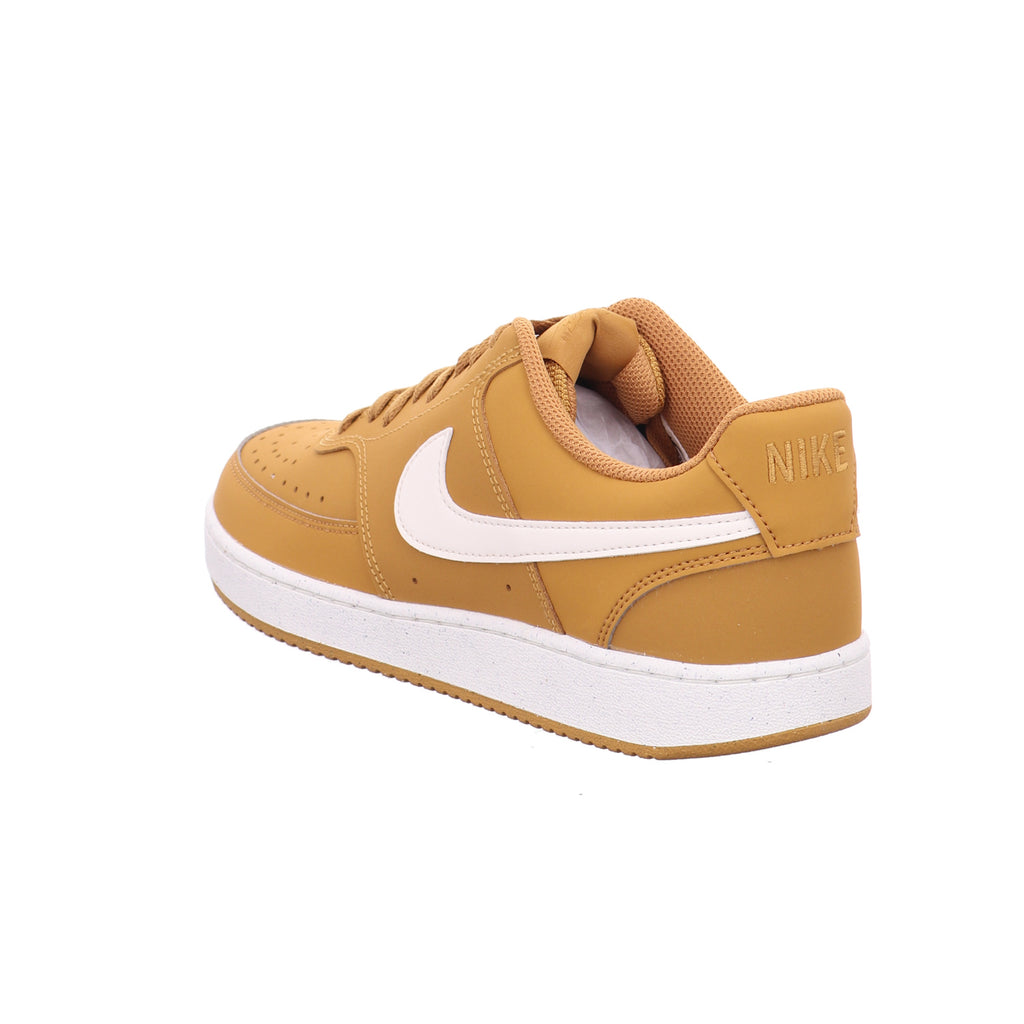 Nike |
