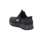 Skechers |