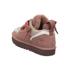 Ugg |