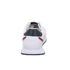 Tommy Hilfiger |