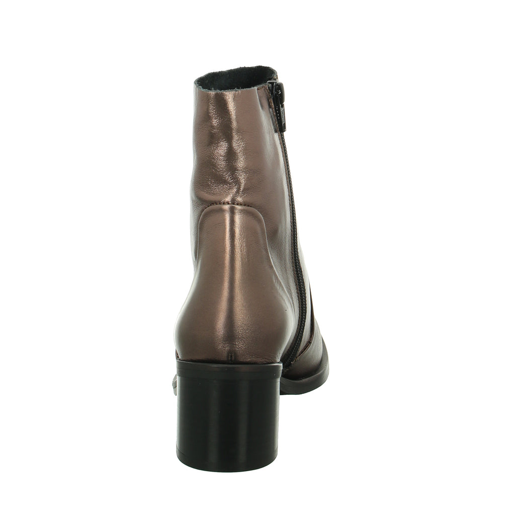 Donna Carolina | 500005001