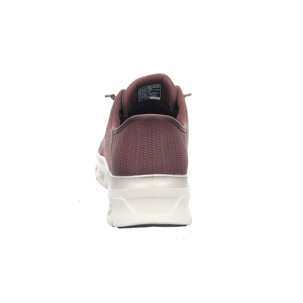 Skechers |