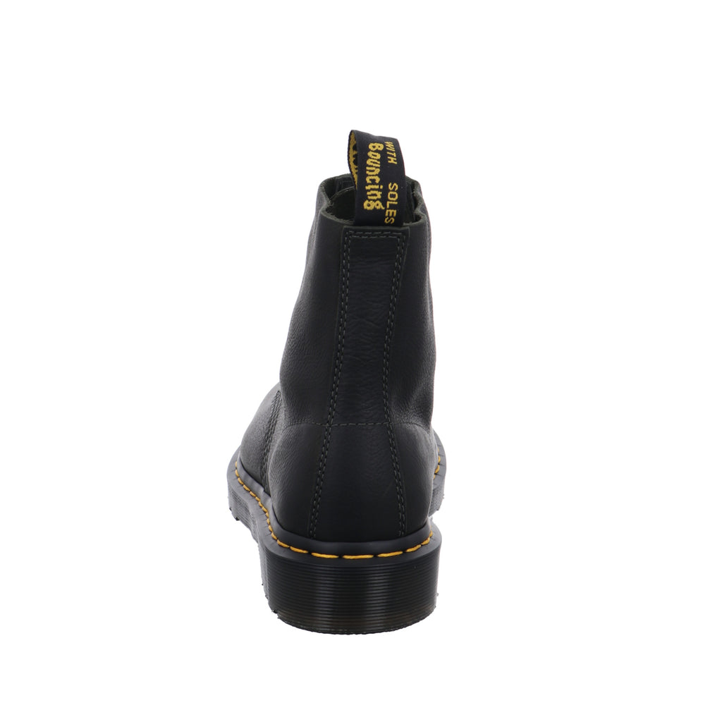 Dr. Martens |