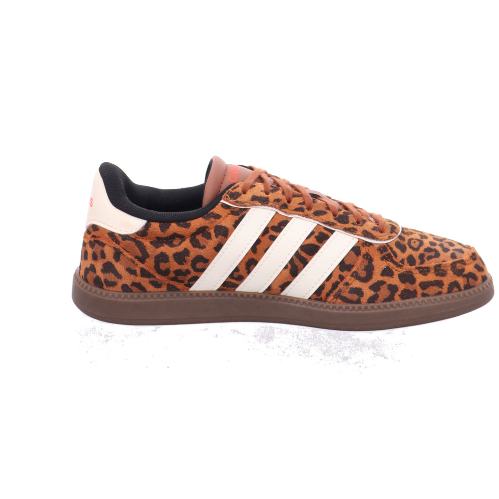 Adidas |