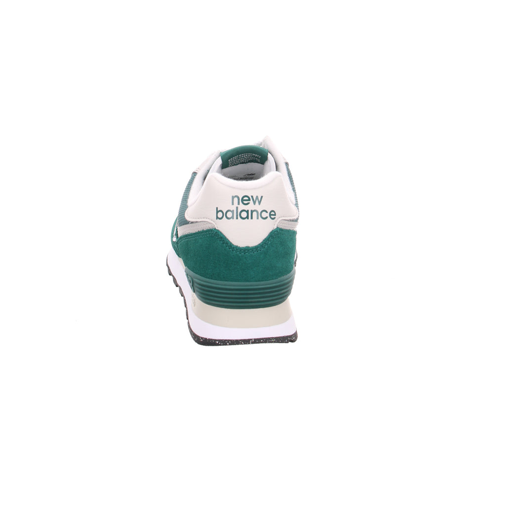 New Balance |