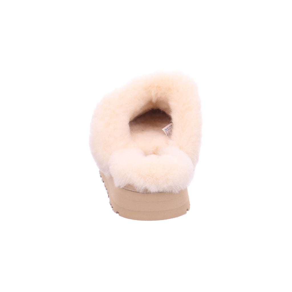 Ugg |