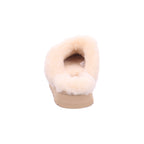 Ugg |