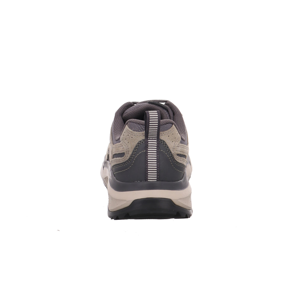 Skechers |