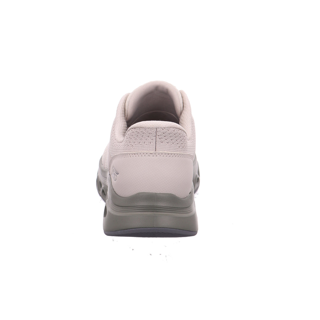 Skechers |