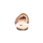 Ugg |