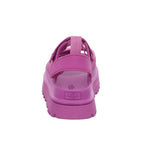 Ugg |