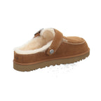 Ugg |