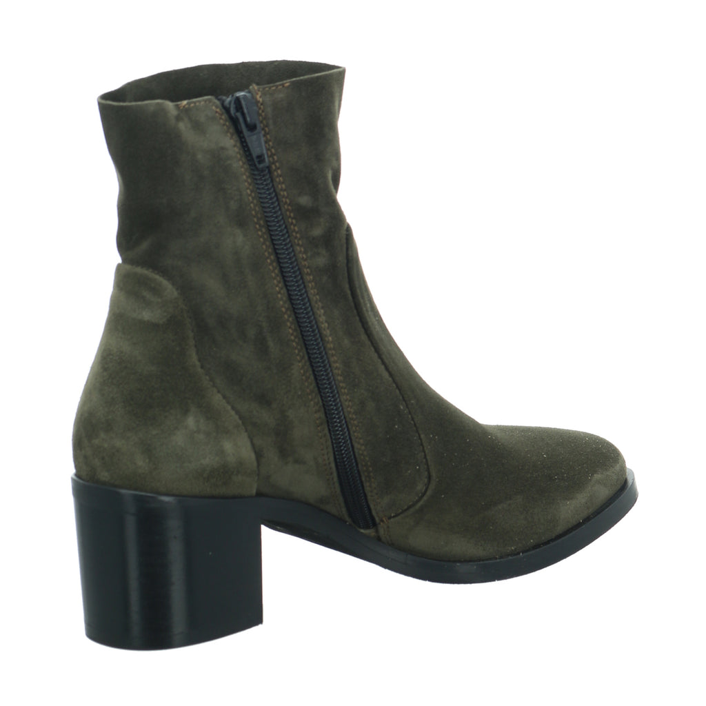 Donna Carolina, Donna Carolina 46.005.001- FOREST